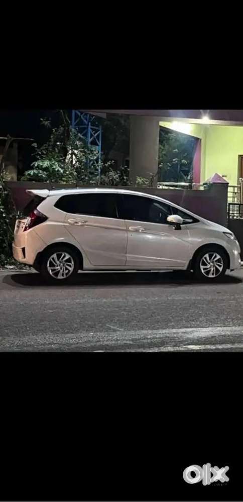 Full Option Honda Jazz