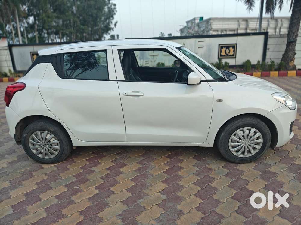 Maruti Suzuki Swift Lxi Option, 2021