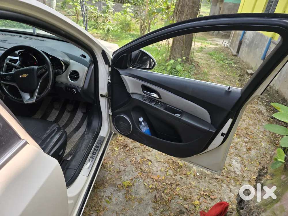 Chevrolet Cruze 2014 Diesel Well Maintained.