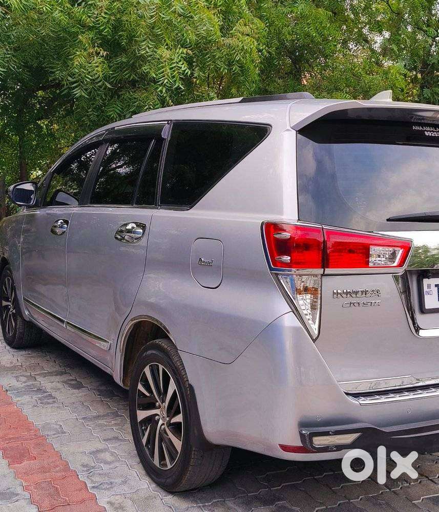 Toyota Innova Crysta 2.4 Z 7 Str, 2022, Diesel