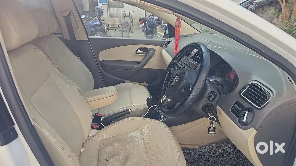 Volkswagen Vento Diesel Highline 2012