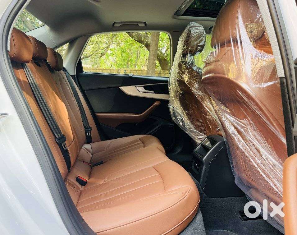 Audi A4 1.8 Tfsi Premium Plus, 2025, Petrol