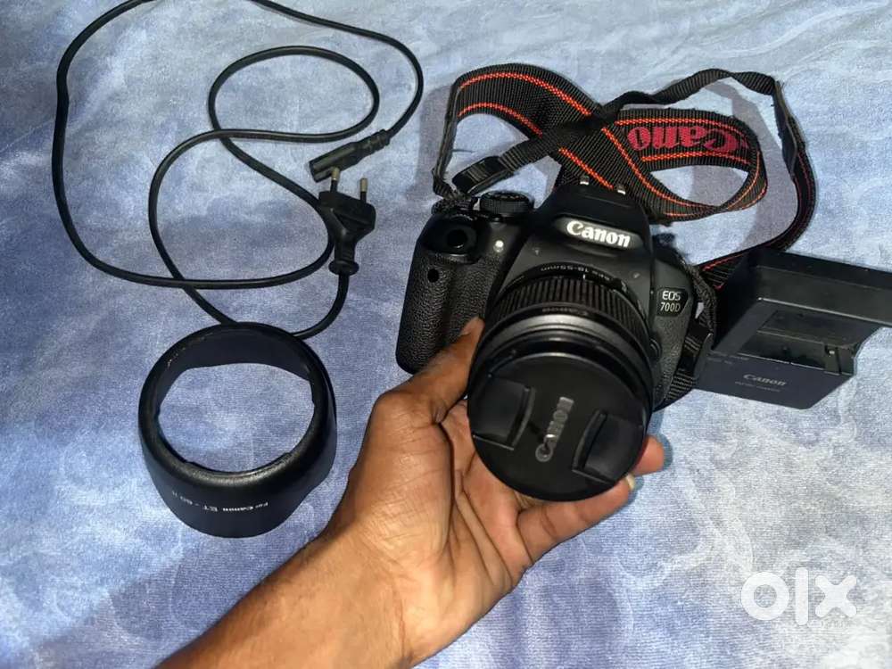 Canon 700D in good condition