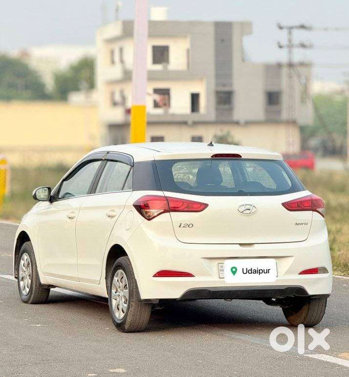 Hyundai I20 Sportz 1.2 Bs-iv, 2018, Petrol