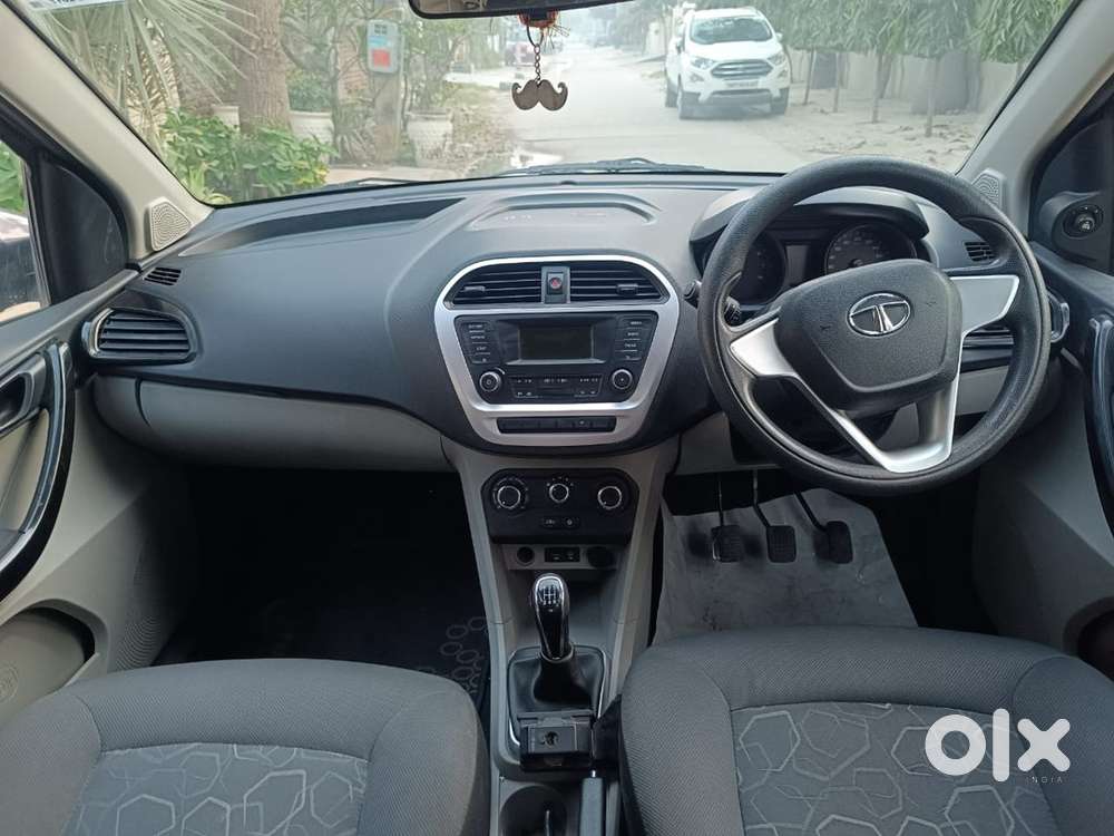 Tata Tiago Petrol 2017