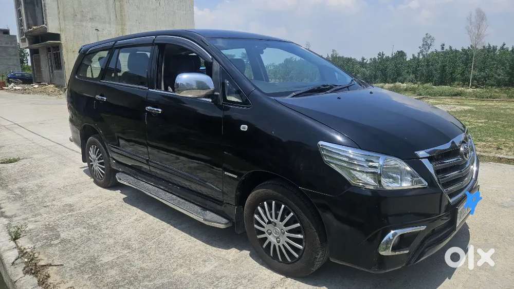 Toyota Innova 2015 Diesel Well Maintained
