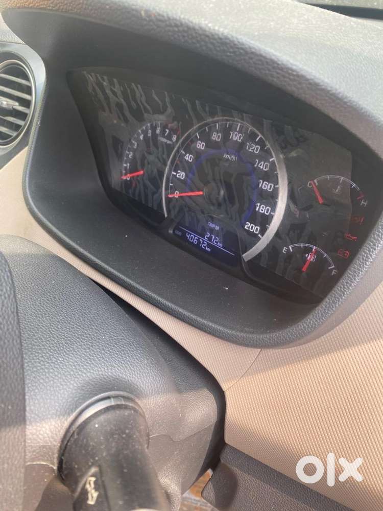 Hyundai Grand I10 2015 Petrol Well Maintained