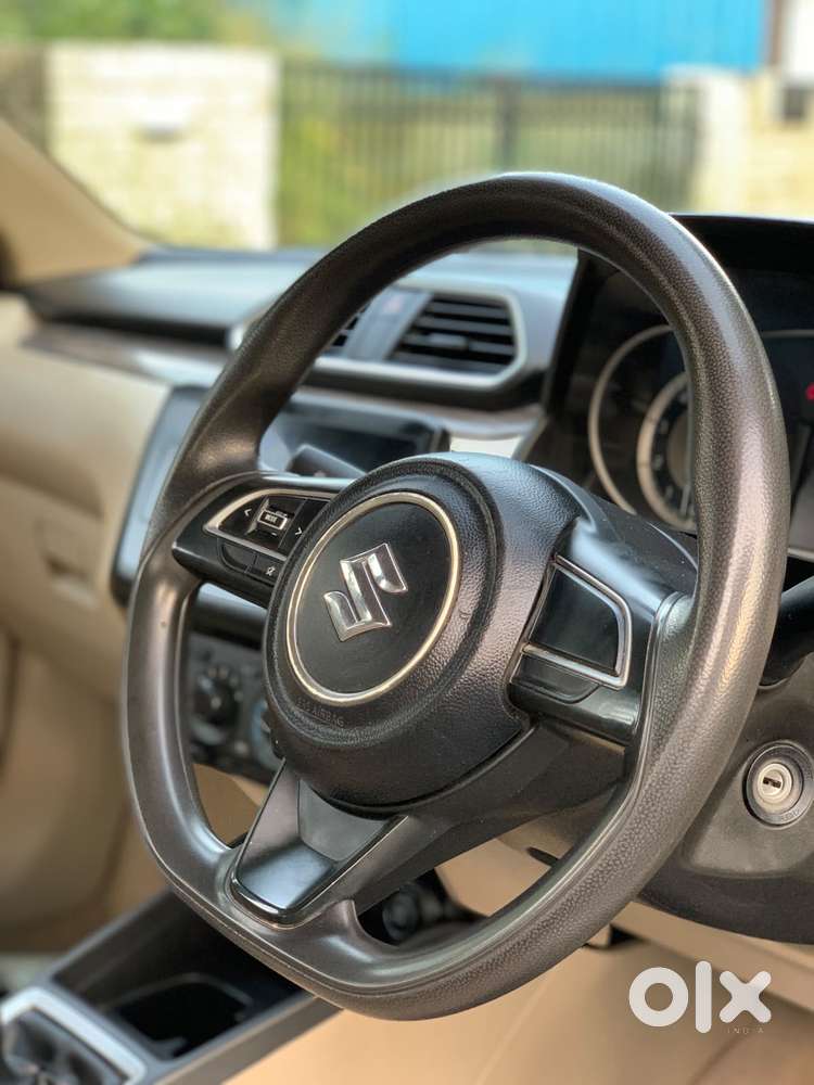 Maruti Suzuki Swift Dzire Vxi Optional, 2022, Petrol