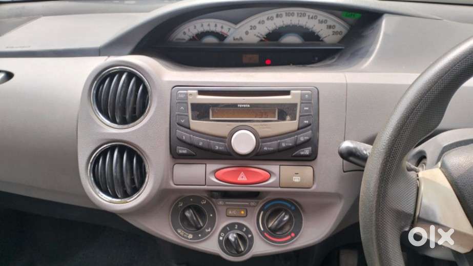 Toyota Etios 2010-2012 V, 2011, Petrol