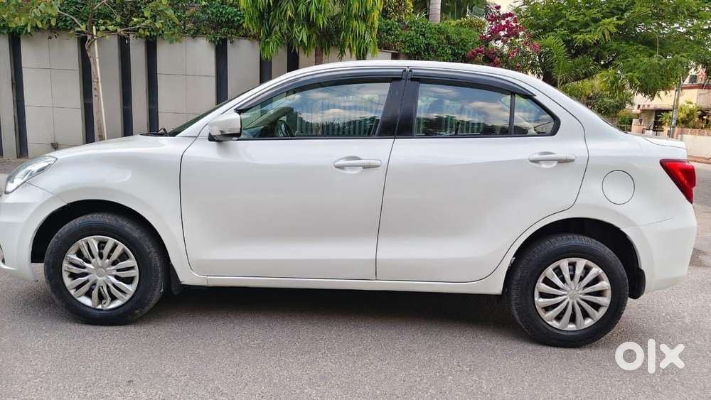 Maruti Suzuki Swift Dzire 1.3 Vxi, 2020, Petrol