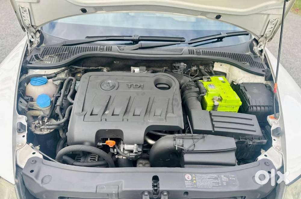 Skoda Laura Elegance 1.9 Tdi Mt, 2014, Diesel