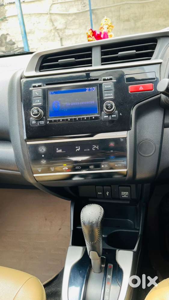 2015 Honda Jazz V Petrol Automatic