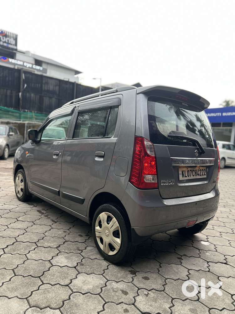 Maruti Suzuki Wagon R 1.0 Vxi (o) Amt, 2016, Petrol