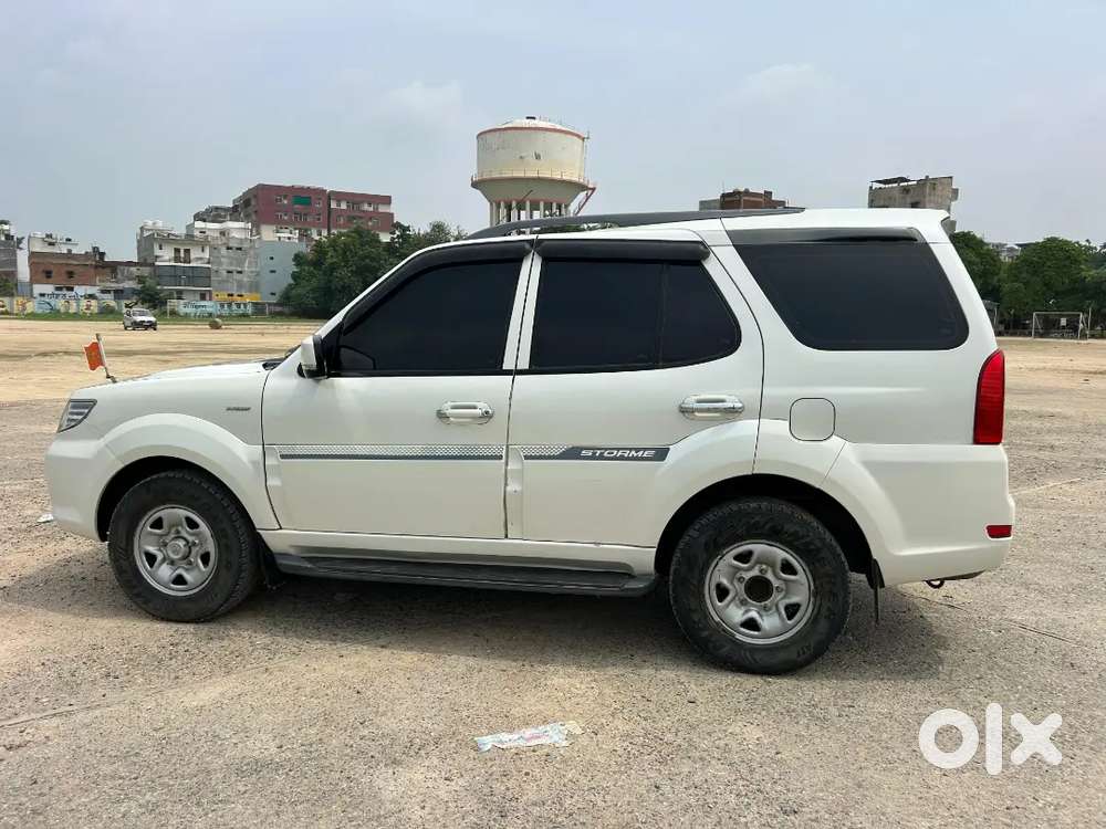 Tata Safari Storme 2016 Diesel 140000 Km Driven