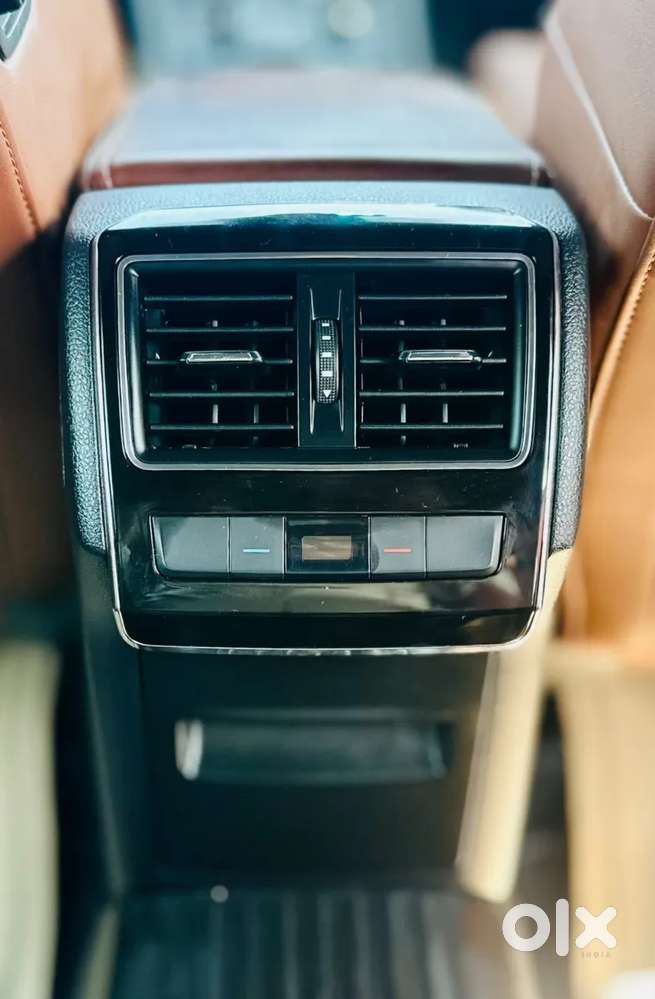 Skoda Superb, 2024, Petrol