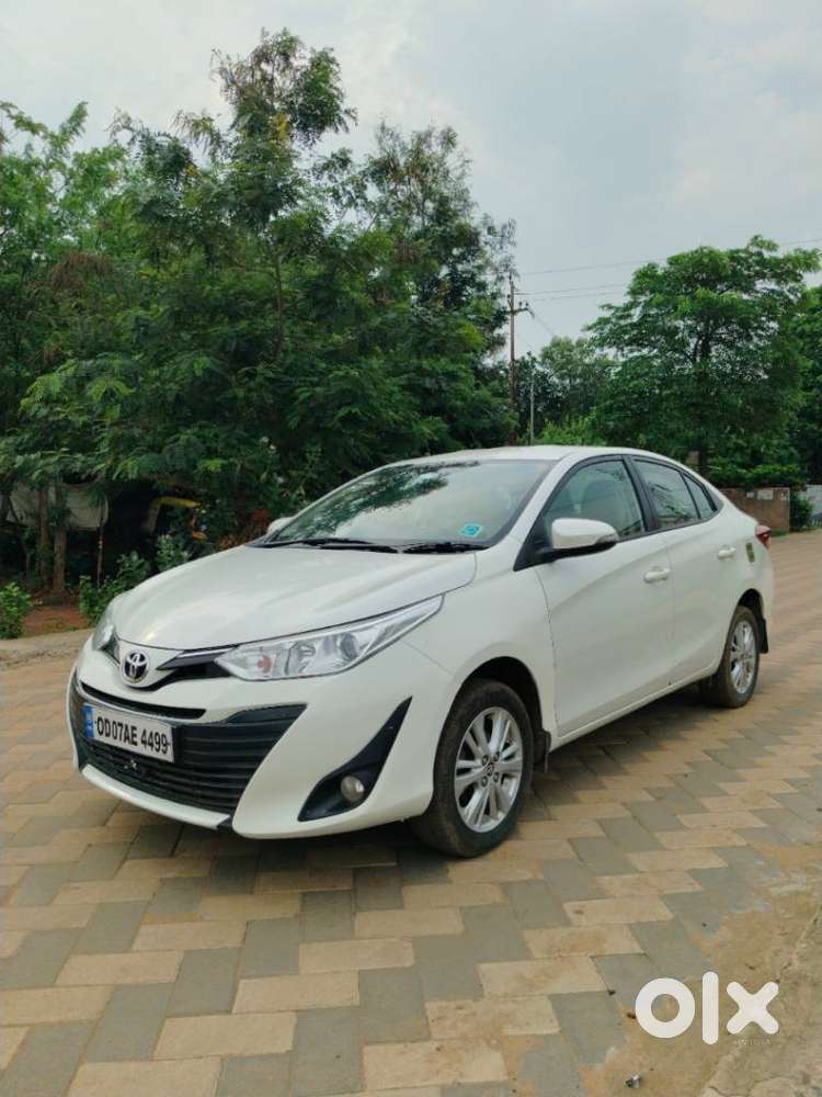 Toyota Yaris G Cvt, 2020, Petrol
