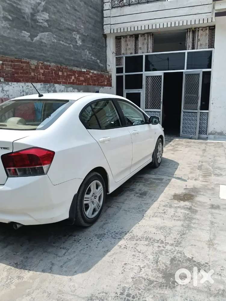 All Original Car New Tyre New Battery