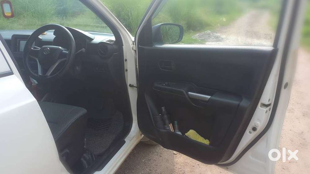 Maruti Suzuki Ignis (2021)