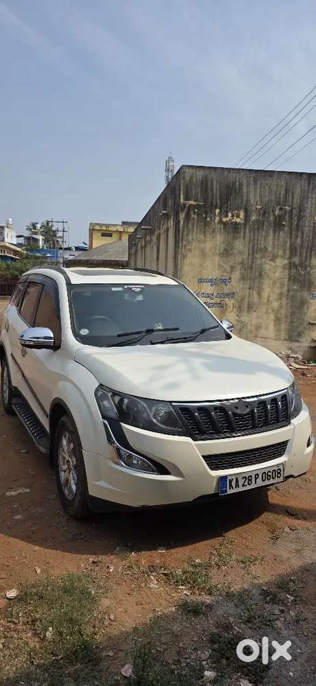 Mahindra Xuv500 2015 Diesel 140000 Km Driven