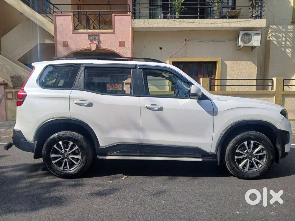 Mahindra Scorpio-n 2.0 Z4 Petrol Mt 7 Str, 2024, Petrol