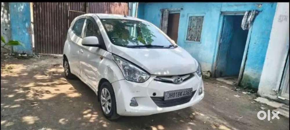 Hyundai Eon Era+ Petrol 2015 Urgent Money Problem