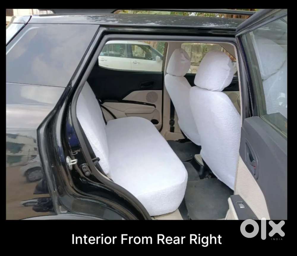 Mahindra Xuv300 2023 Petrol Variant W2