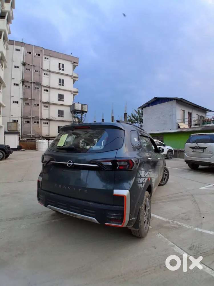 Nissan Gravite Top Model