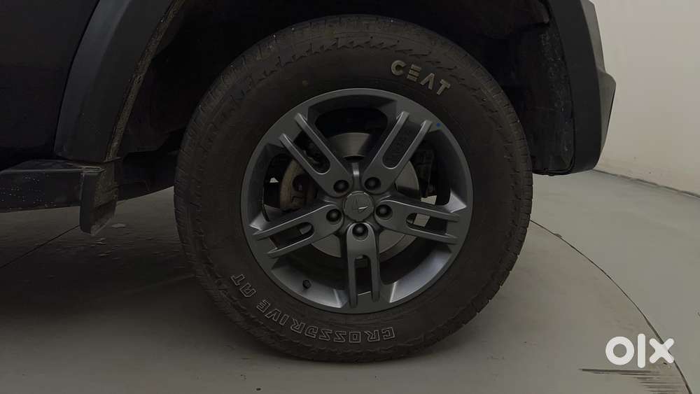 Mahindra Thar Lx Hard Top Petrol At Rwd, 2023, Petrol