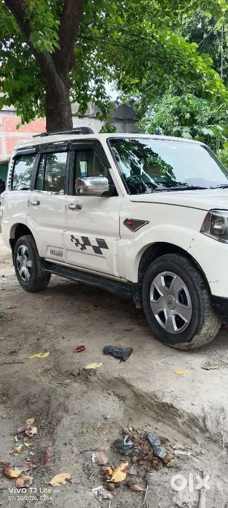 Mahindra Scorpio S6 Plus 2016 Diesel Car
