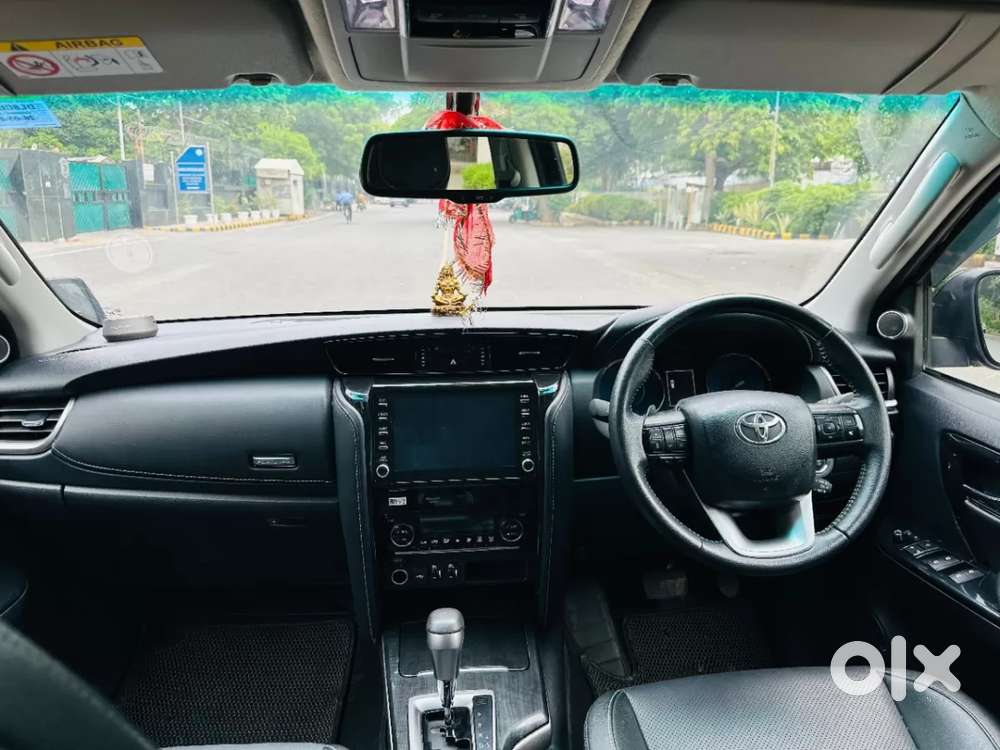Toyota Fortuner 4x2 At 2.7 Petrol, 2025, Petrol