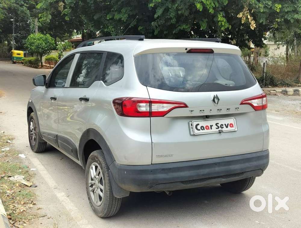 Renault Triber Rxl, 2023, Petrol
