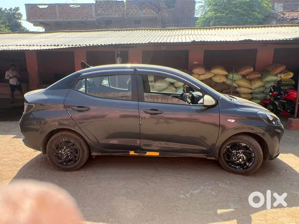 Hyundai Aura 2022 Cng & Hybrids Well Maintained