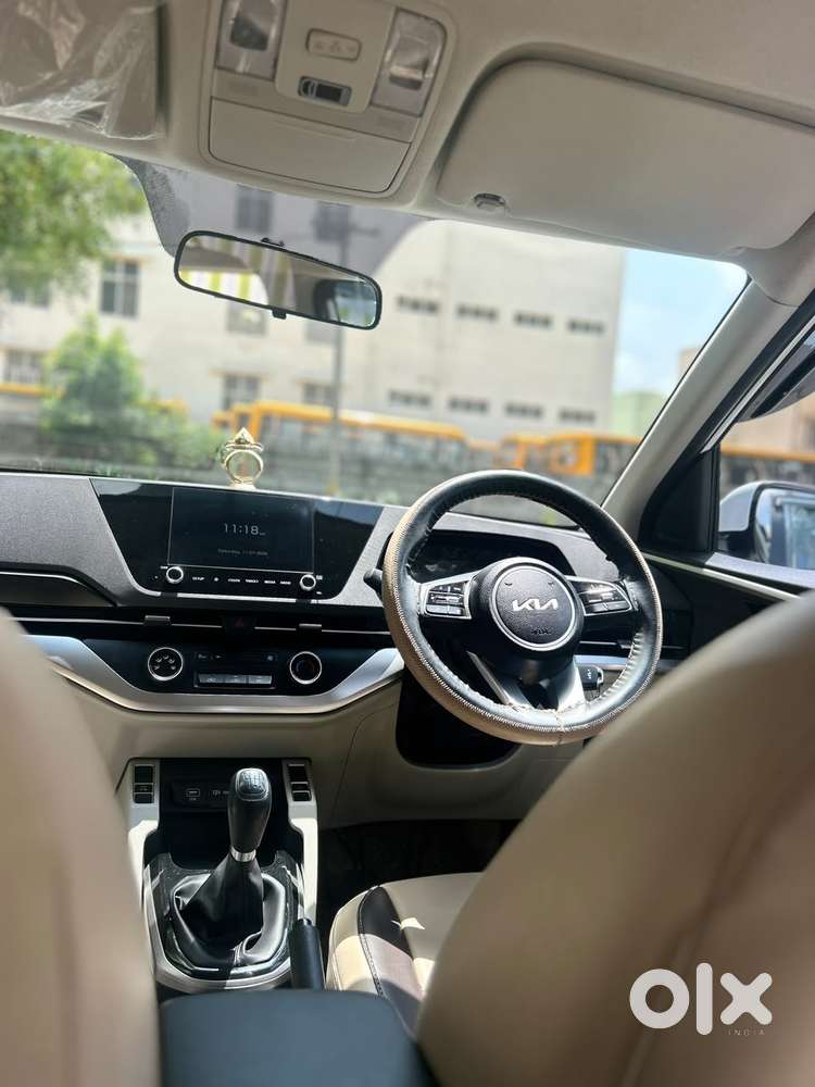 Kia Carens 1.5 Prestige 7 Str, 2024, Petrol