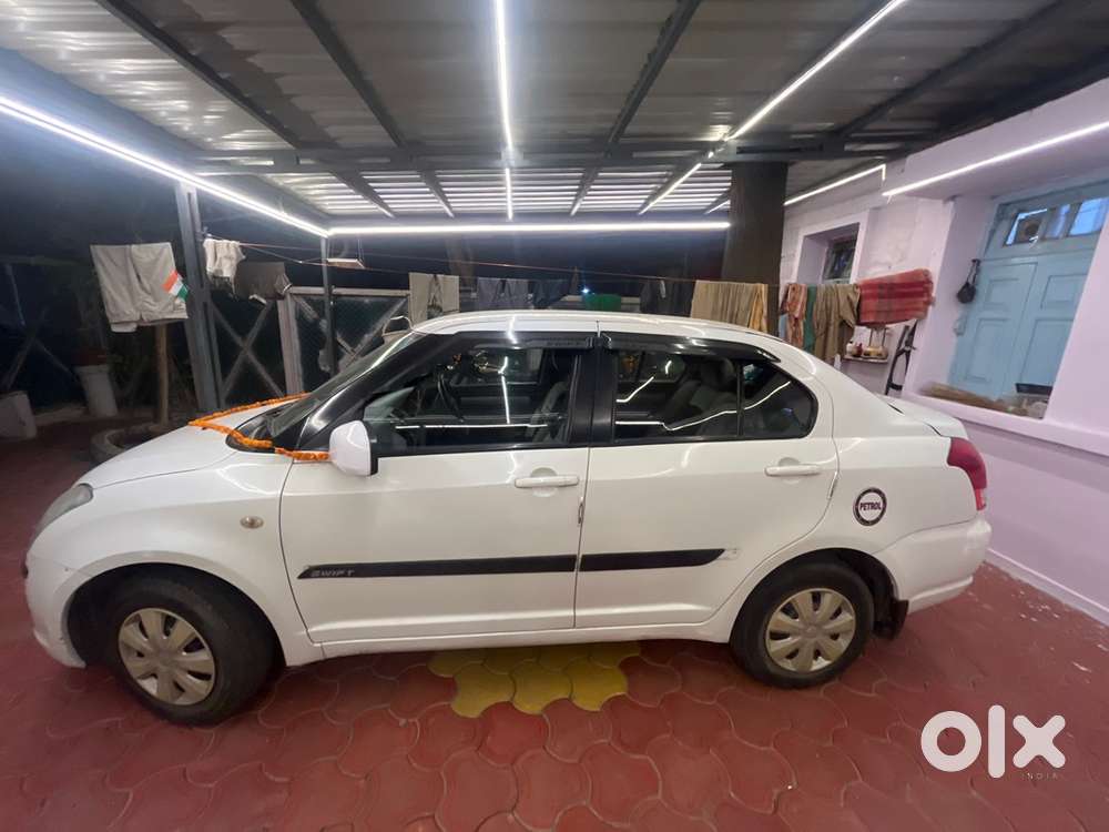 Maruti Suzuki Swift Dzire 2011
