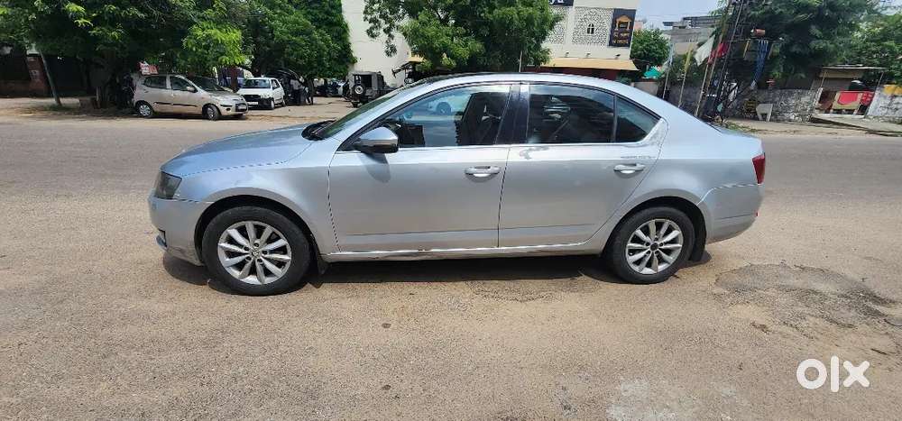 Skoda Octavia Elegance 2013 Diesel Automatic