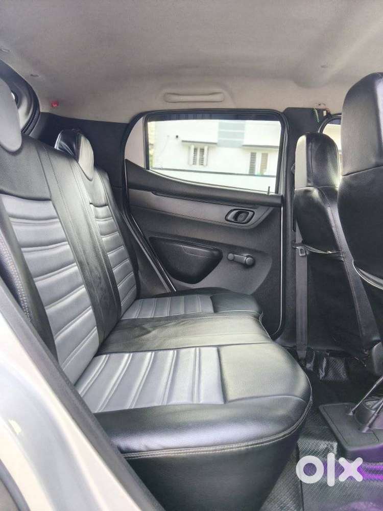 Renault Kwid 1.0 Rxt Optional, 2017, Petrol