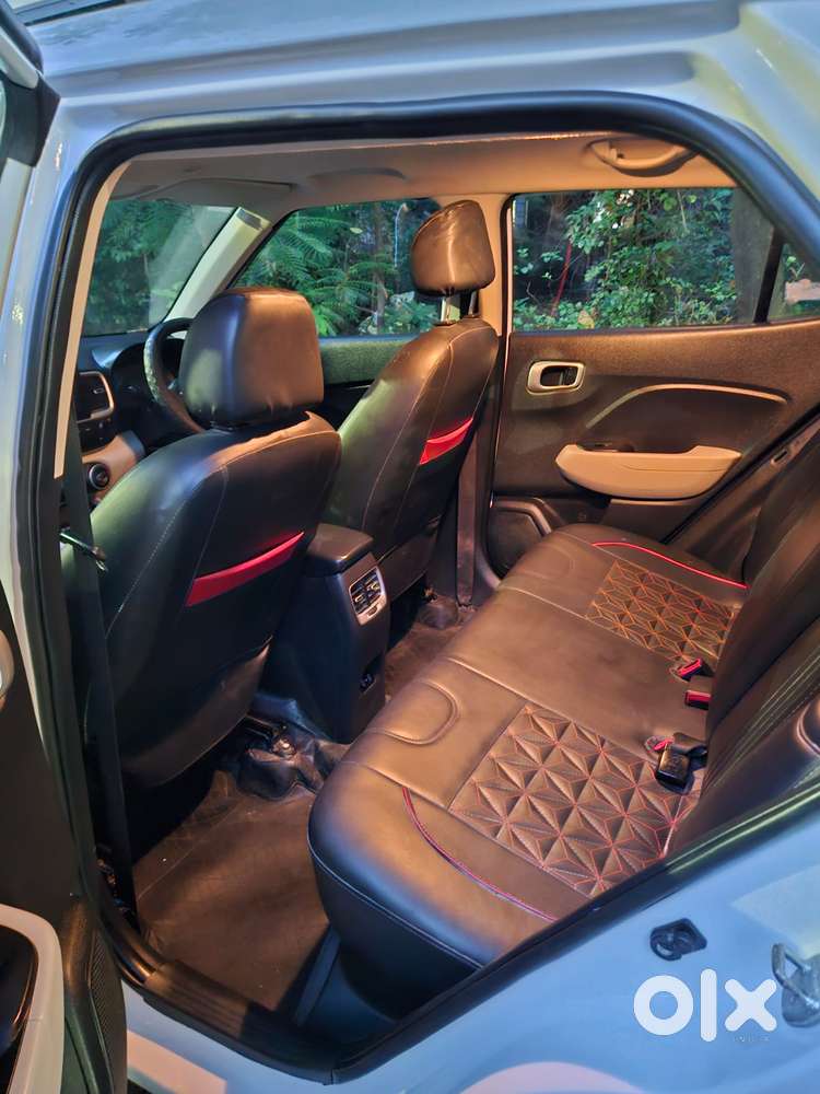 Hyundai Venue Sx Mt, 2021, Diesel