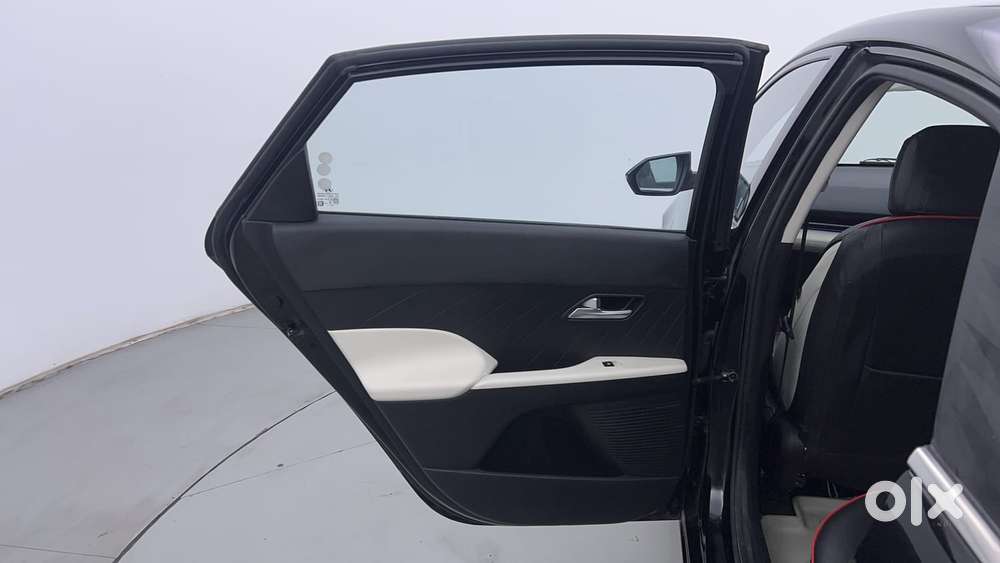 Hyundai Verna 1.5 Sx Petrol Mt, 2024, Petrol
