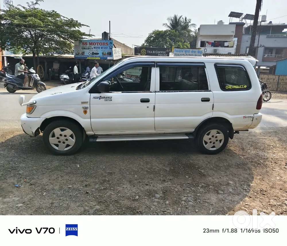 Chevrolet Tavera Ls 2011