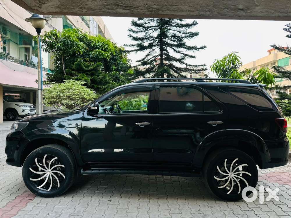 Toyota Fortuner 3.0 4x2 Mt, 2014, Diesel