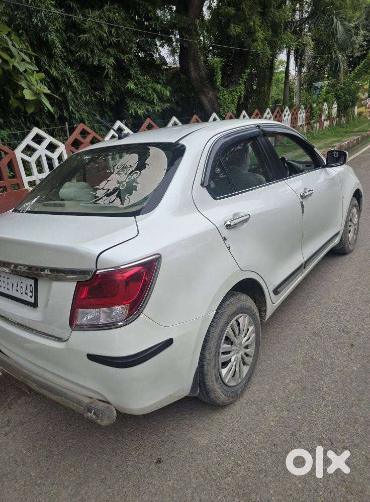 Maruti Suzuki Swift Dzire 1.3 Vxi, 2023, Petrol