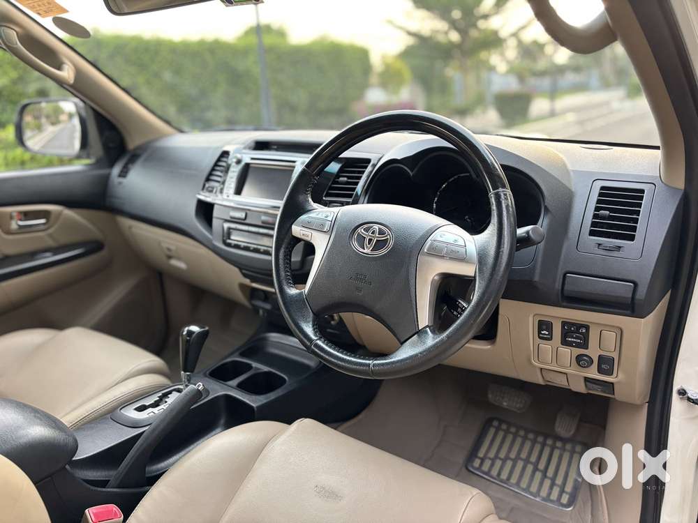 Toyota Fortuner 4x2 4 Speed At, 2015, Diesel