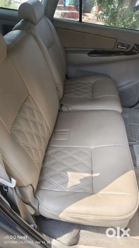 Toyota Innova 2013 Diesel Well Maintained Showroom Track