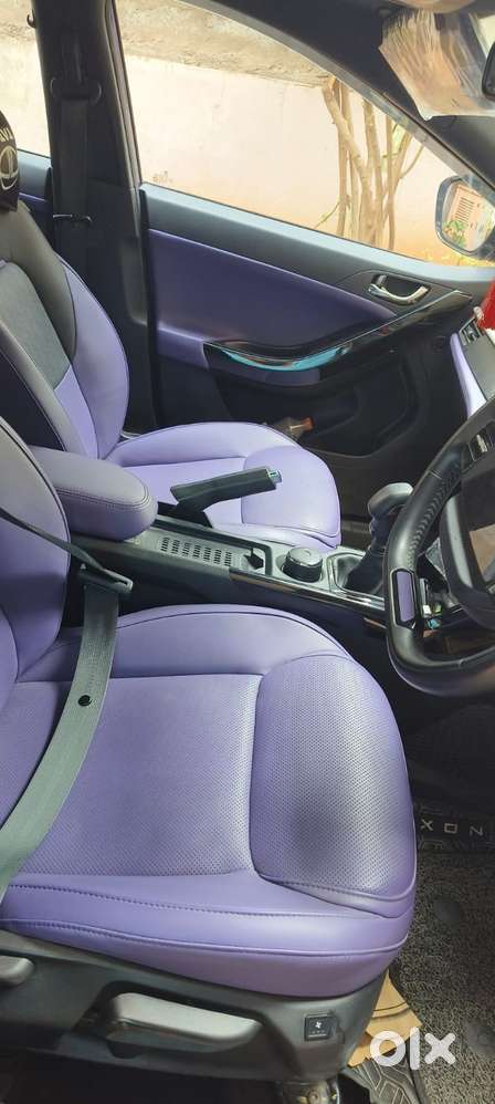 Tata Nexon Fearless S Purple 1.2 Revotron Petrol 6mt Dual Tone, 2024