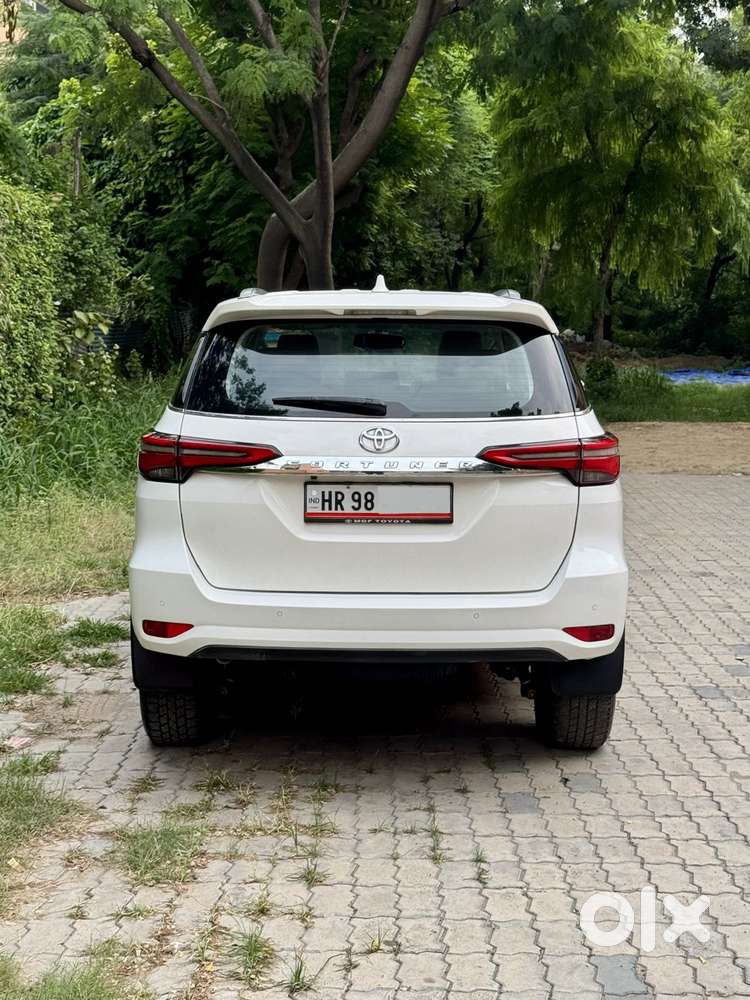 Toyota Fortuner 2.7 2wd At, 2024, Petrol