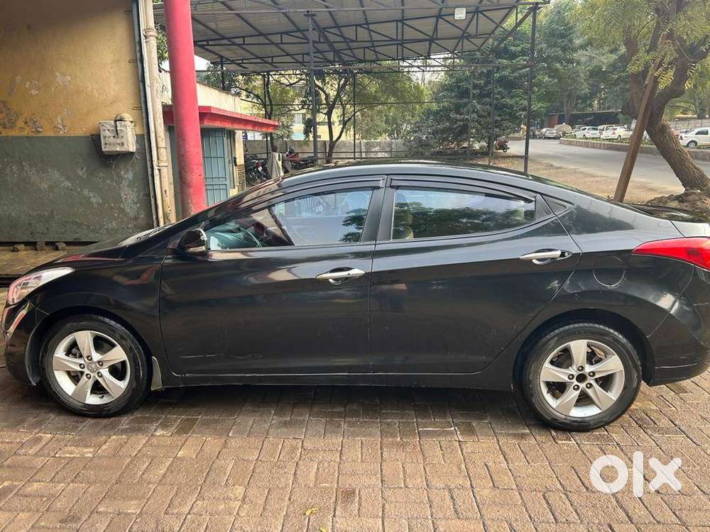 Black Elantra