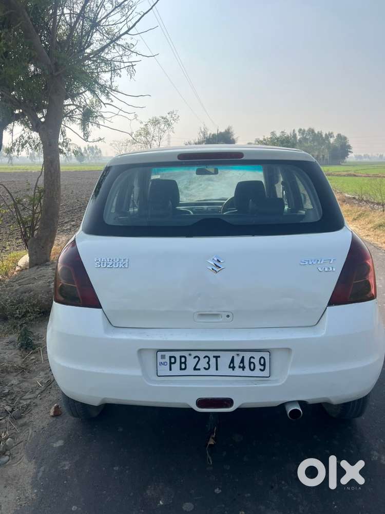 Maruti Suzuki Swift 2011 Diesel 90000 Km Driven