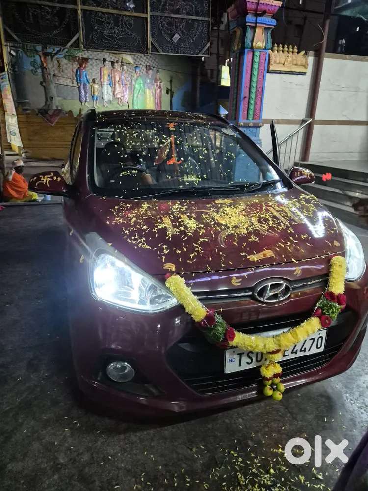 Selling Hundai Grand I10