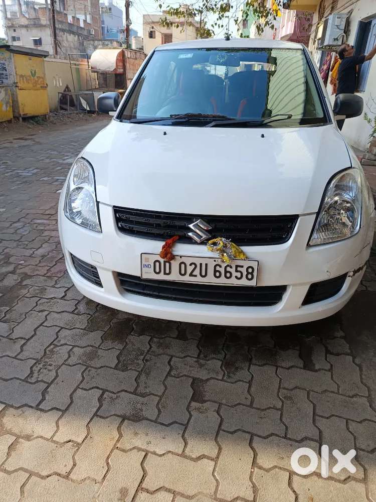 Maruti Suzuki Dzire 1.2 Lxi 2015 Model