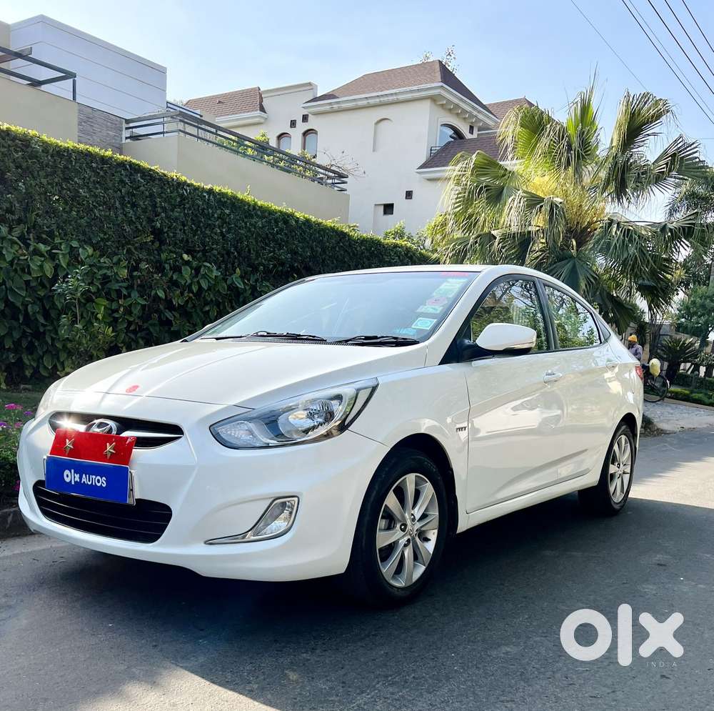 Hyundai Verna Vtvt 1.6 Sx, 2011, Petrol